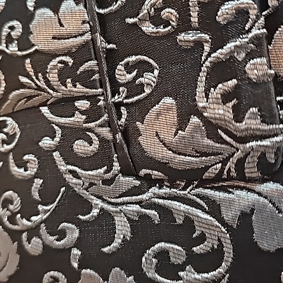 LNWOT Tuxedo Jacket, Excellent condition. - Picture 4 of 14